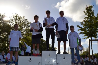 podium cross 17 18 (6)